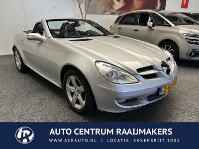 Mercedes-Benz SLK 200 K. LEDER NAVIGATIE CRUISE CONTROL CLIMATE CONTROL STOELVERWARMING NEKVERWARMING PDC ZEER MOOI !! LOCATIE 1001