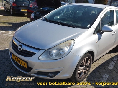 Opel Corsa 1.4-16V Enjoy Koppakking defect!