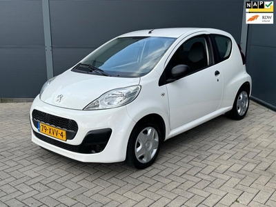 Peugeot 107 1.0i Facelift / Airco / Nap