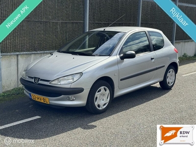 Peugeot 206 1.4 Gentry NAP/AIRCO/NWE APK/NETTE AUTO