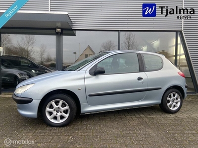 Peugeot 206 1.4 XR