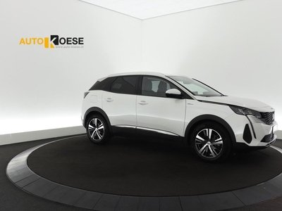 Peugeot 3008 HYbrid 225 e-EAT8 Allure | Trekhaak | Camera | Navigatie | Parkeersensoren | Apple Carplay | Dodehoekdetectie | Stoelverwarming