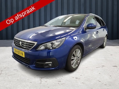 Peugeot 308 SW 1.2 PureTech Blue Lease Premium (131PK), 1ste-Eigenaar, Keurig-Onderh., Navigatie/Apple-Carplay/Android-Auto, Parkeersensoren-V+A, Panoramadak, Spiegel-Pakket, Leer/Stof, Achteruitrijcamera, Lane-Assist, DAB, Spiegel-Pakket, Privacy-Glas, N