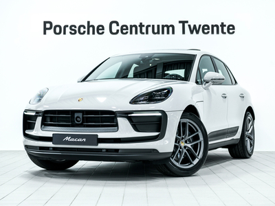 PORSCHE MACAN -