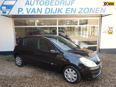 Renault Clio 1.2-16V Special Line