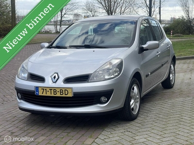 Renault Clio 1.4-16V Dynamique Luxe NAP Airco Trekhaak