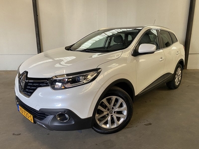 Renault Kadjar 1.5 dCi Intens WIT METALLIC PANO DAK XENON LED HALF LEER NAVI CRUISE ECC TREKHAAK