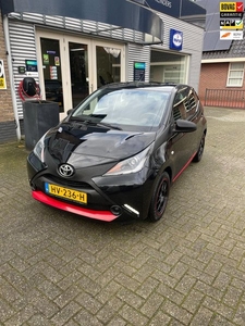 Toyota Aygo 1.0 VVT-i x-now Lichtmetalen velgen, All season banden