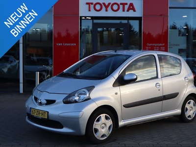 Toyota Aygo 5-DEURS CENTR-VERGRENDELING AFSTANDBEDIENING EL-RAMEN