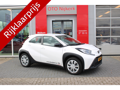 TOYOTA AYGO X 1.0 VVT-i MT play