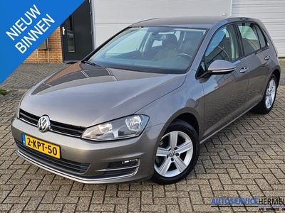 Volkswagen Golf 1.2 TSI Highline DSG Trekhaak NWE APK 2e eigenaar