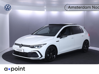 VOLKSWAGEN GOLF 1.5 eTSI R-Line 131 PK DSG (Automaat) | Panorama dak | Black Style | IQ Light Matrix | Verlengde garantie |