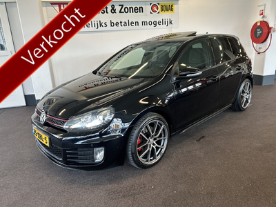 VOLKSWAGEN GOLF 2.0 GTI Edition Automaat | Panoramadak | Nederlands geleverd | XENON | Cruise control | Climate control | Parkeersensoren v+a | Navigatie