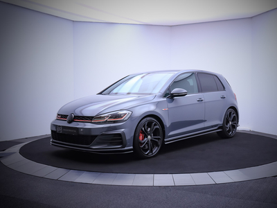 VOLKSWAGEN GOLF 2.0GTI Dsg TCR FULL LED/DIGIDASH/DCC/NAVI/APP CONNECT/BLINDSPOT/STOELVERW./LMV 19''