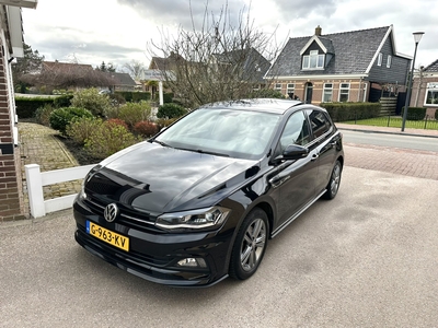 VOLKSWAGEN POLO 1.0 TSI 116PK R-LINE PAKKET PANORAMADAK LED VERLICHTING DIGITAAL DASHBOARD DEALER ONDERHOUDEN!!