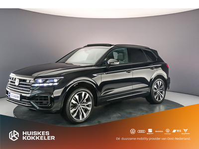 VOLKSWAGEN TOUAREG R 3.0 TSI eHybrid 462pk Tiptronic Trekhaak, Panoramadak, Elektrische achterklep, Achteruitrijcamera, Lederen bekleding, Adaptive cruise control, Navigatie, Stoelverwarming, Elektrisch verstelbare voorstoelen