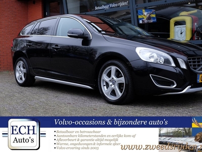 Volvo V60 T3 150 pk Momentum, Navi, Bluetooth, 17 inch