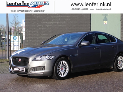 Jaguar XF 2.0d Pure Clima Navi Camera Xenon Trekhaak Verwarmbare stoelen