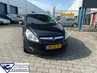 Opel Corsa 1.4-16V Enjoy Lees tekst KOPPAKKING LEKT