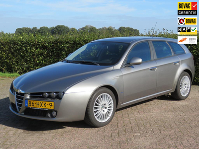 ALFA ROMEO 159 Sportwagon 1.9 JTD Elegante Nieuwe Distributie!