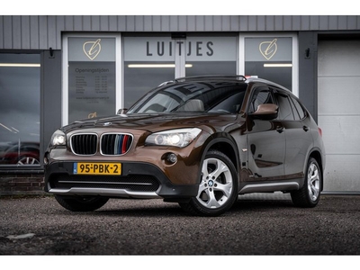 BMW X1 SDrive20d High Executive Pano-dak Trekhaak Leder NAP