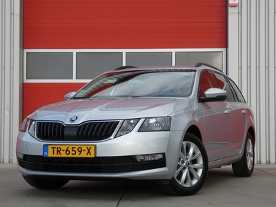 Škoda Octavia Combi 1.0 TSI Greentech Ambition/ lage km/