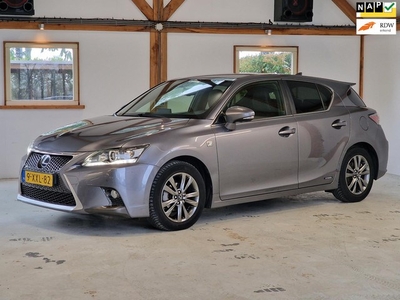 Lexus CT 200h F Sport Line (Climate / Cruise / Navi / PDC