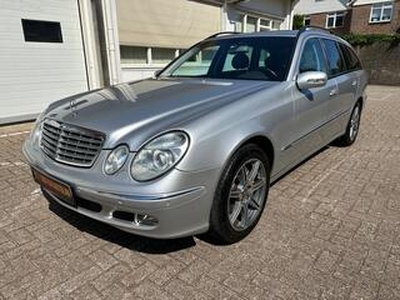 Mercedes-Benz E-combi 500 Elegance in nette staat!