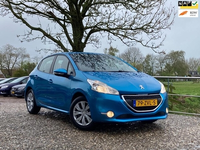 Peugeot 208 1.2 VTi Envy Cruise + Clima + Navi nu €