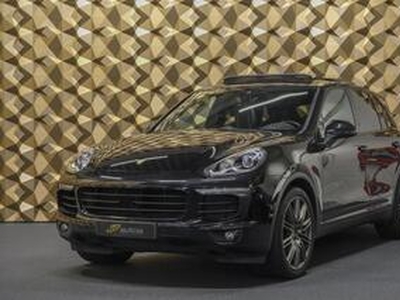 Porsche CAYENNE 3.0 S 416pk E-Hybrid Panoramadak Adaptieve sportstoelen Adaptive cruise Camera 21