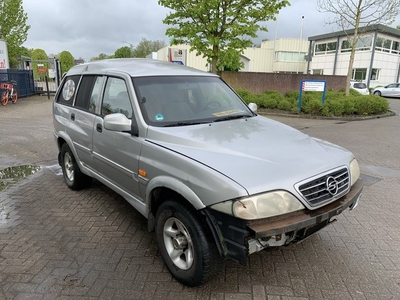 SsangYong Musso 2.3TD HR Aut MOTOR KAPOT (bj 2000)