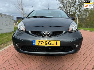 Toyota Aygo 1.0-12V Sport 5 DEURS AIRCO