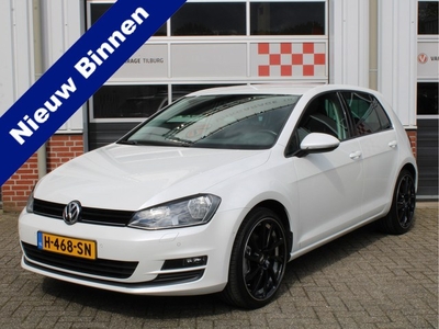 Volkswagen Golf 1.2 TSI Comfortline Parelmoer/19inch