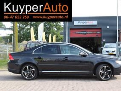 Volvo S80 2.5 T Summum ,, LPG ,, AUTOMAAT VOL LEDER NAVI ETC