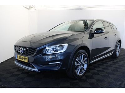 Volvo V60 Cross Country 2.0 D4 Summum (bj 2016, automaat)