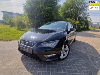 Seat LEON 2.0 TDI FR Business DSG NAVI LED LAGE KM!