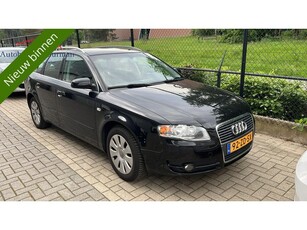 Audi A4 Avant 2.0 Advance/AIRCO/CRUISE/BOEKJES/APK MRT '25