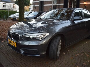 BMW 1-serie 116i Essential