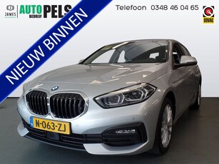 BMW 1-serie 118i Business Edition Automaat, Navigatie, Clima controle, Xenon, Pdc V/A, Achteruitrijcamera, Lm velgen 17'', Ex eerste eigenaar, Nederlandse auto !! Bovag afleverpakket 695,-