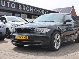 BMW 1-serie 120i AIRCO | 18 INCH LMV