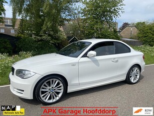 BMW 1-serie Coupé 120i High Executive / Nieuwe ketting