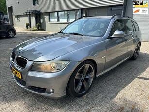 BMW 3-serie Touring 320d High Executive