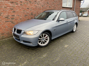 BMW 3-serie Touring 320i Executive