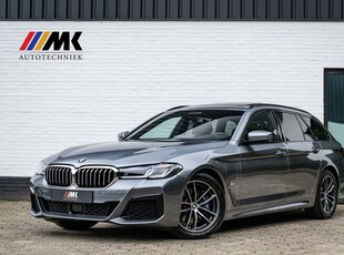 BMW 5 Serie Touring 530e xDrive 252pk M-Sport Massage Stoelventilatie Softclose Laser Panorama 360° Harman/Kardon Luchtvering Nappa-Leder