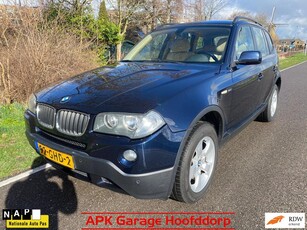 BMW X3 2.0i Introduction / LEER / Boekjes