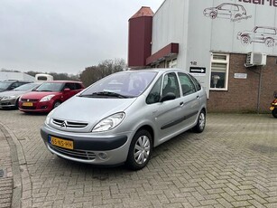 Citroen Xsara Picasso 2.0i-16V Différence 2