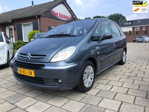 Citroen Xsara Picasso Picasso 1.6i-16V Prestige