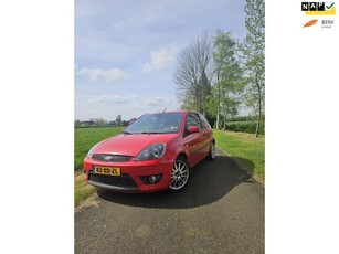 Ford Fiesta 1.6-16V Rally Edition S Red 1.6 100PK Nieuwe APK