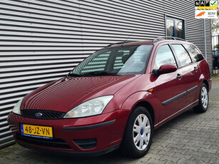 Ford Focus Wagon 1.6-16V Cool Edition 10-2002 Bordeaux Rood Metallic