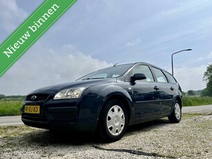 Ford Focus Wagon 1.6-16V Futura, BJ 2007, APK, Airco